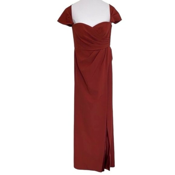 Galina Signature Dress in Cinnamon Stretch Crepe - Picture 3 of 10